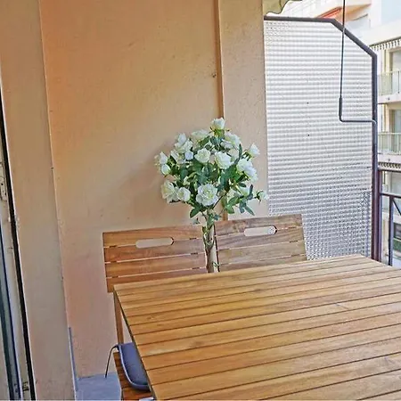 Apartament De La Tour Maubourg Vue Mer Proche Croisette *